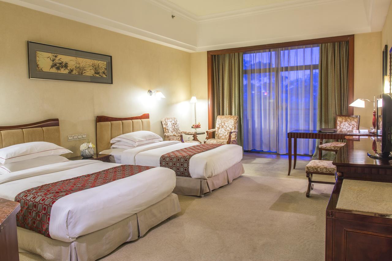 Phoenix Hotel Wuyi Jiangmen Eksteriør bilde