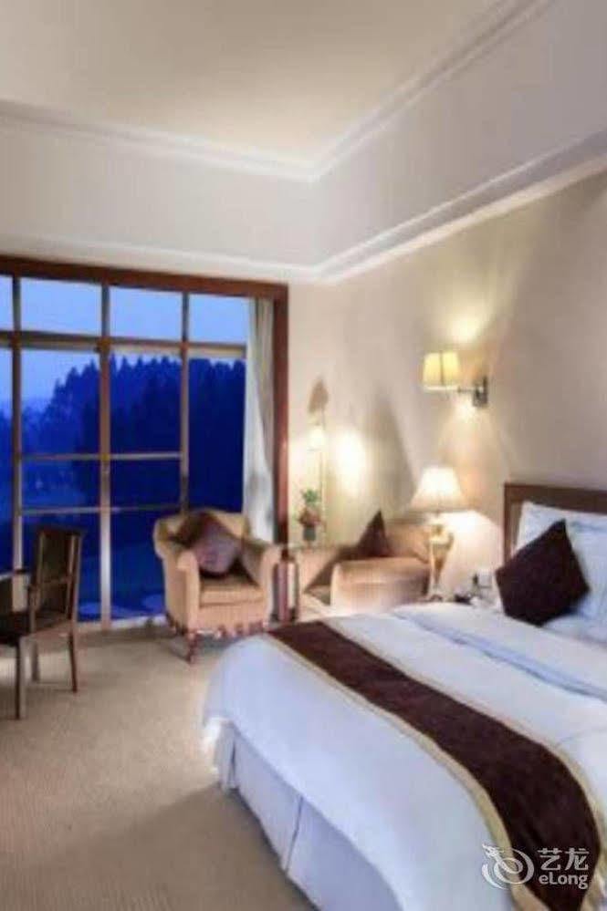 Phoenix Hotel Wuyi Jiangmen Eksteriør bilde