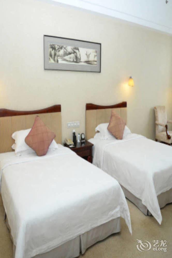 Phoenix Hotel Wuyi Jiangmen Eksteriør bilde
